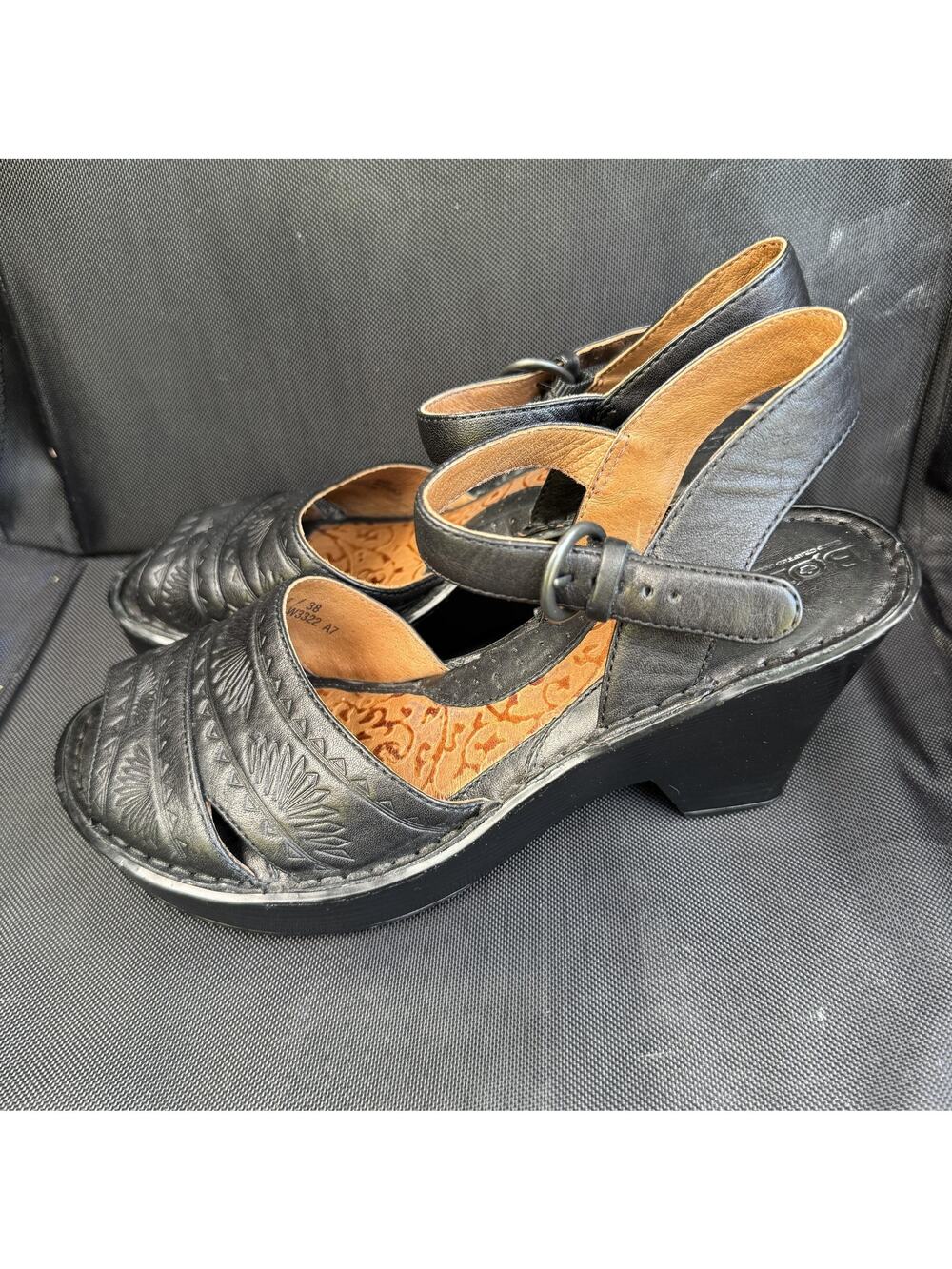 Born‎ Sandals Womens Size 7 Black Leather Slingback Wedge Shoes Comfort Peep Toe